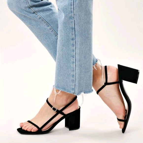 Square Open Toe Buckled Ankle Block Heel Sandal👠 - Picture 3 of 4